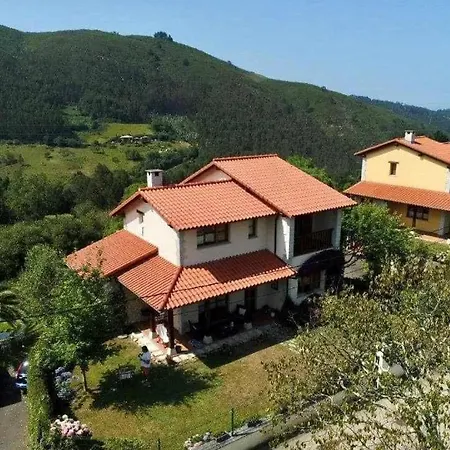 Ferienhaus La Palmera Linares (Asturias)